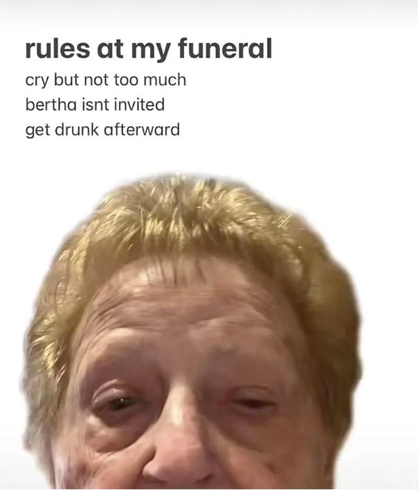 国外老太太参加前男友葬礼 (外国老太太参加前任葬礼)