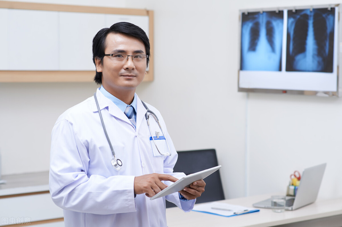 腰扭伤后为啥坐着还是疼呢,为什么扭伤腰坐着站起来会痛