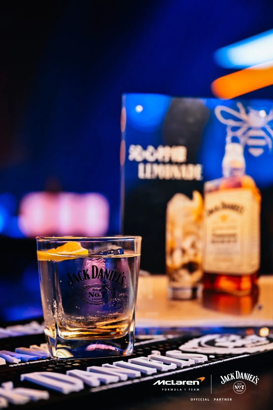 威士忌第一瓶,威士忌杰克丹尼最新喝法