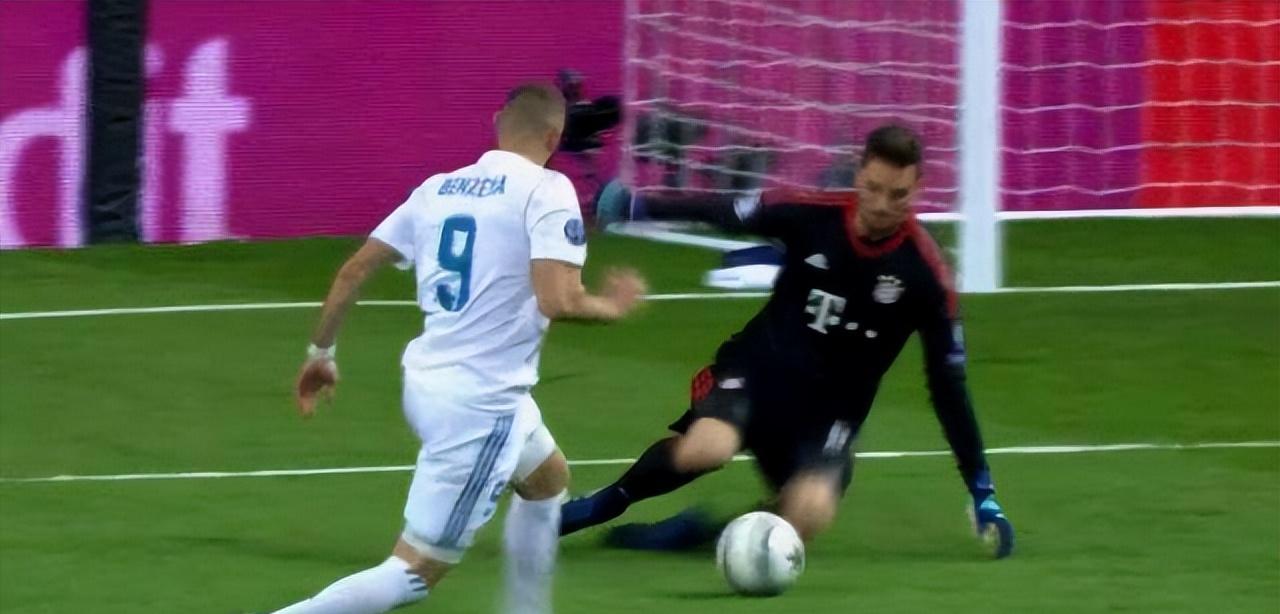 谁是下一位？四大门将见了他都失误，门将：不怪我，都怪本泽马