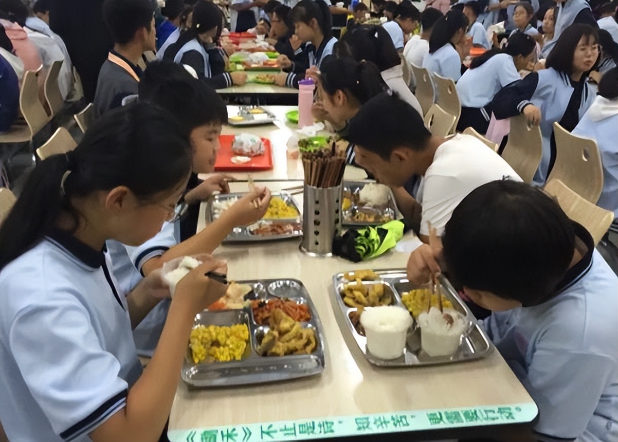 学校禁止学生点外卖规定,学生在学校点外卖最严重的处罚