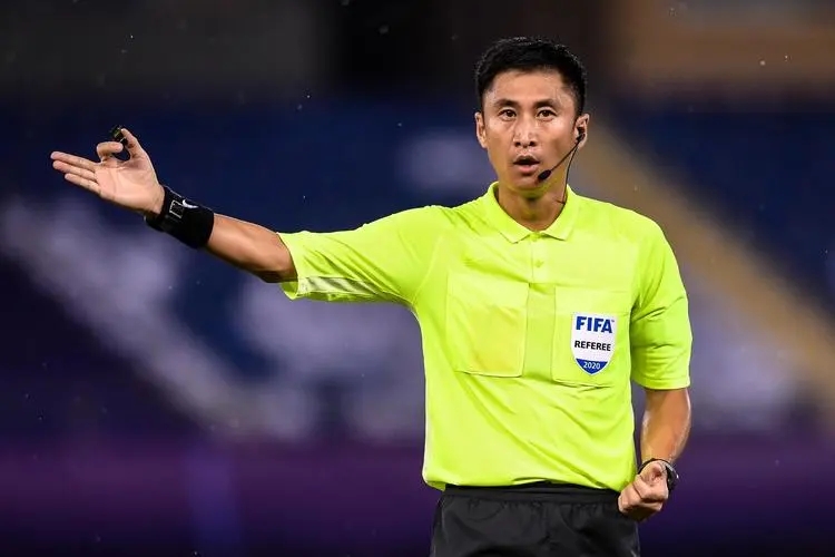 国际裁判对马宁评价,国际裁判马宁国际比赛的表现