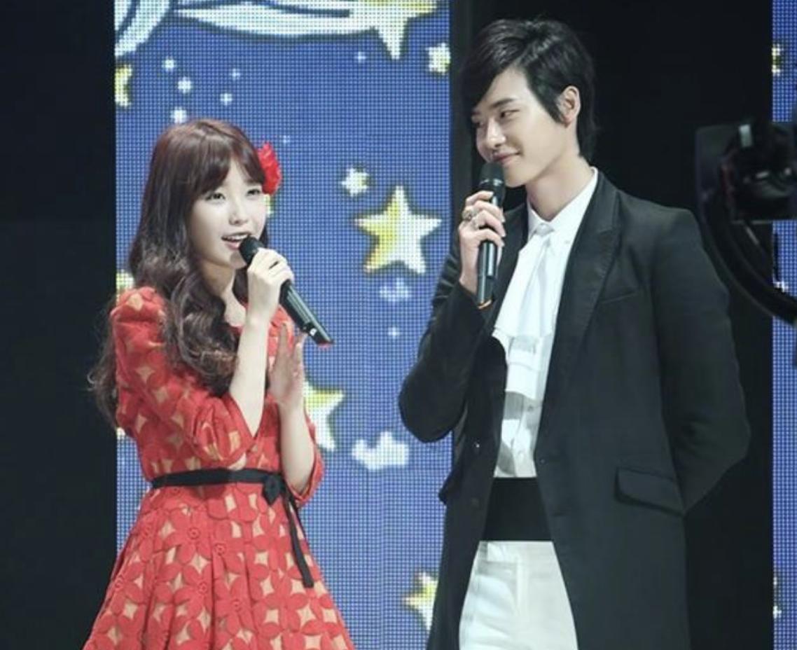 2022最后一个恋情瓜：29岁IU大方认爱，李钟硕“馒化”原是幸福肥