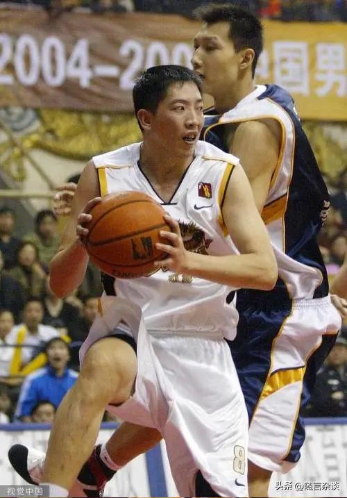 2022名人堂图片胡卫东,中国篮球名人堂入堂胡卫东