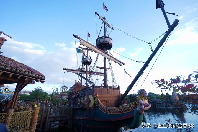 周末白相里的一张床、一群朋友、暴走于迪士尼乐园