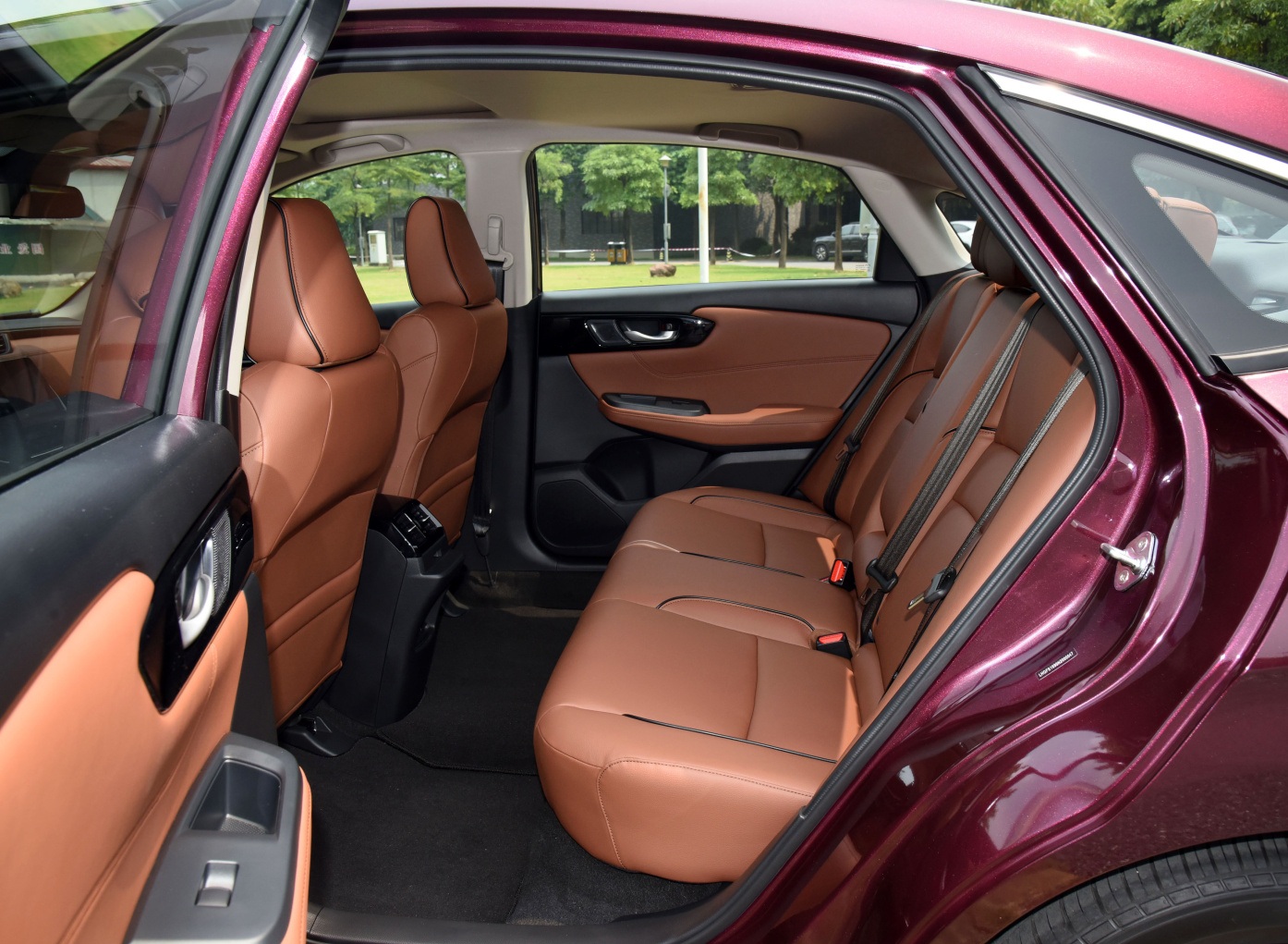 本田凌派1.0t和英朗1.3t选哪个好,1.0t凌派值不值得买