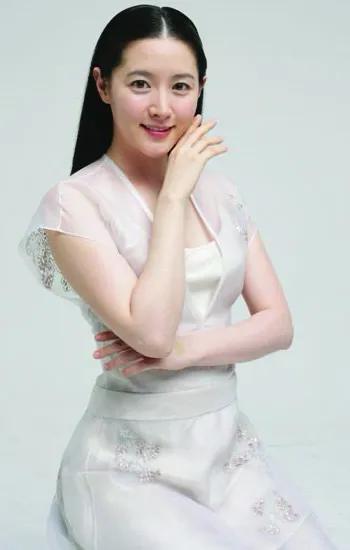 李英爱，15张精美的照片