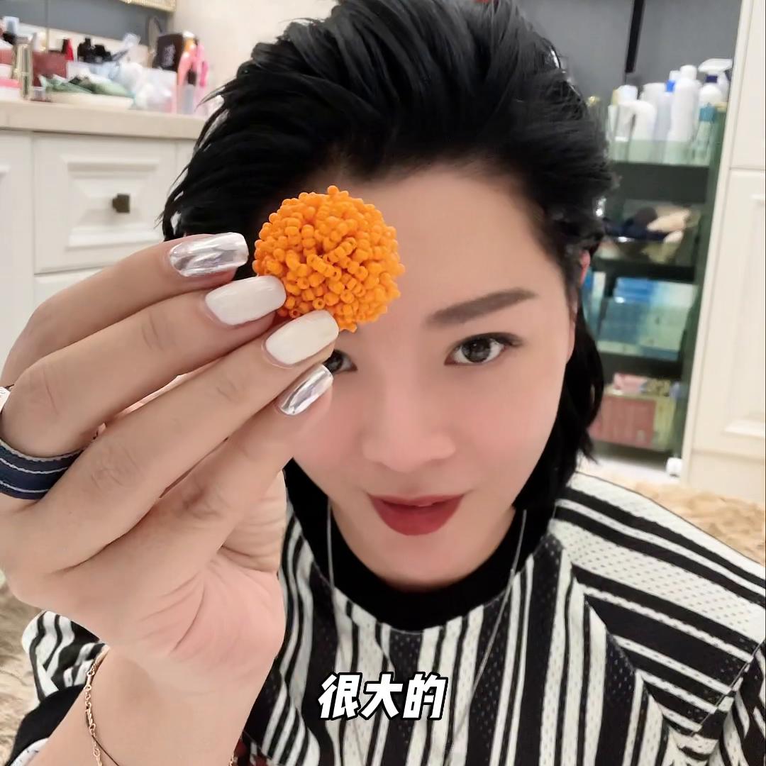 夏天到了是不是又没衣服穿啦？快来看看这里有你种草的嘛#...