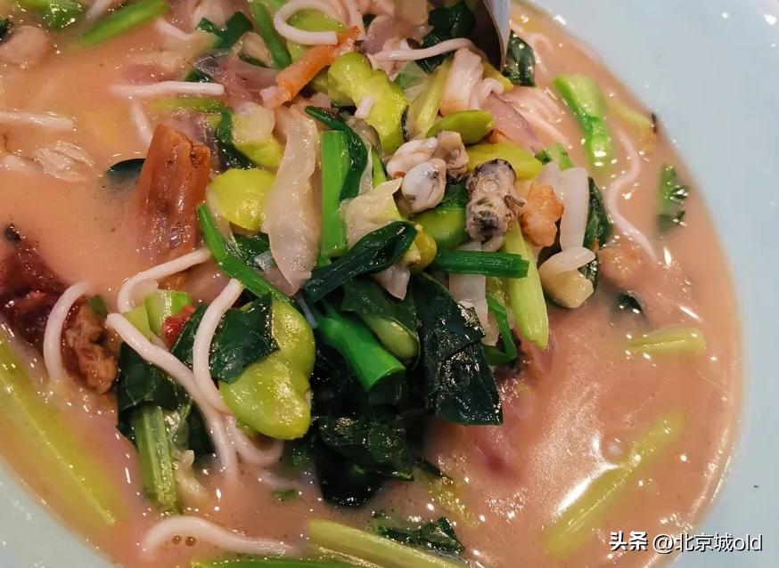 朝阳区驻京办餐厅，地道莆田菜，盘大碗儿深，深受北京土著喜爱