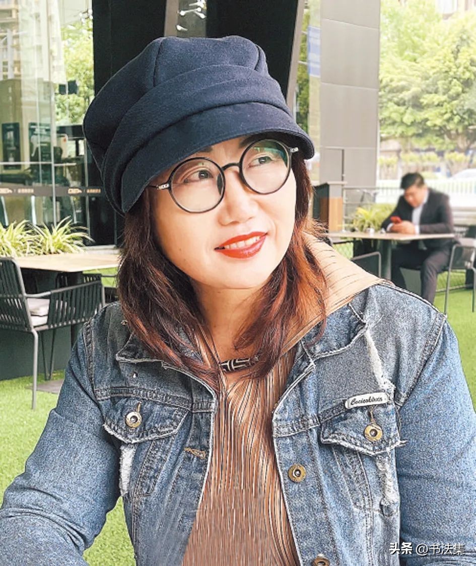 百卉争春——中国书协第八届女书家委员会委员作品选刊