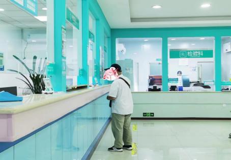 老大爷治疗鼻炎的方法,71岁老中医如何治疗鼻炎