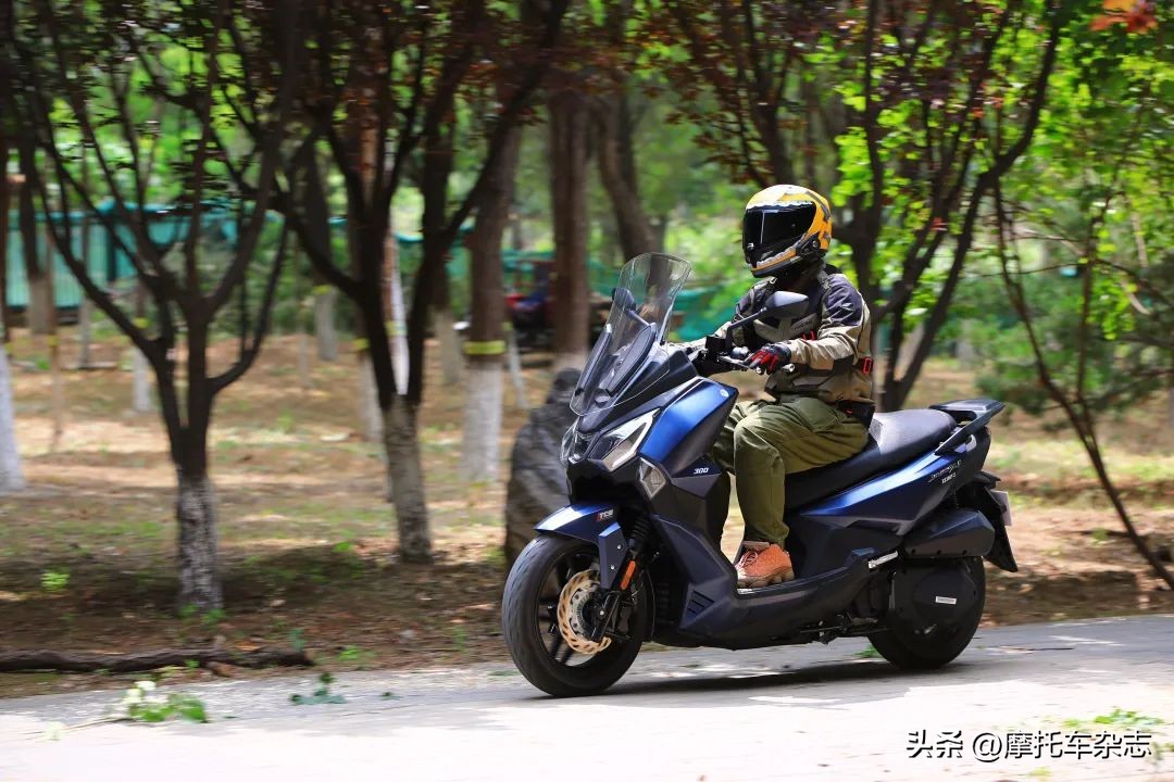 舒适轻松又有劲儿试驾三阳joymax,三阳joymaxz这车怎么样