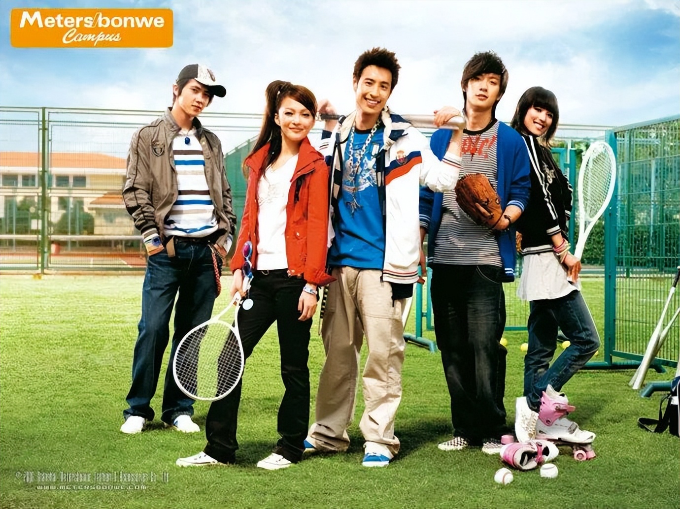 周杰伦美特斯邦威冲锋衣,美特斯邦威为啥不用周杰伦