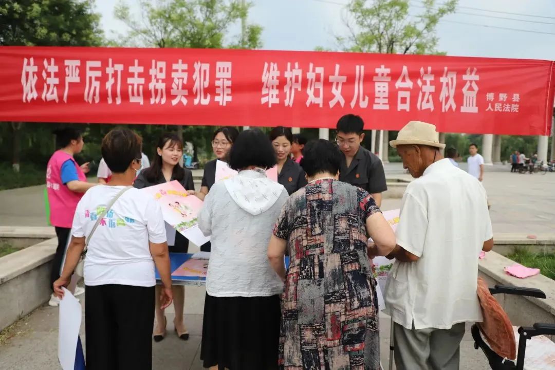 老汉捡到流浪女孩 (光棍汉捡到流浪女后续)