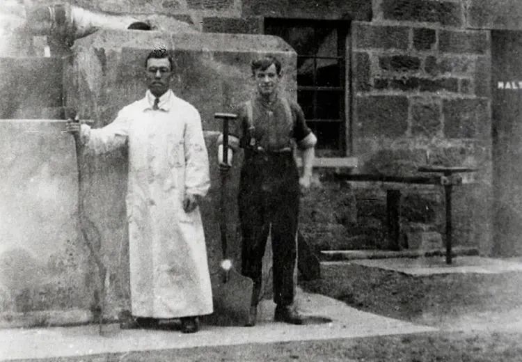 山崎50跟茅台哪个贵,日本酒vs茅台