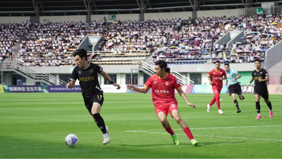 这座小城为何频出“足球小子”