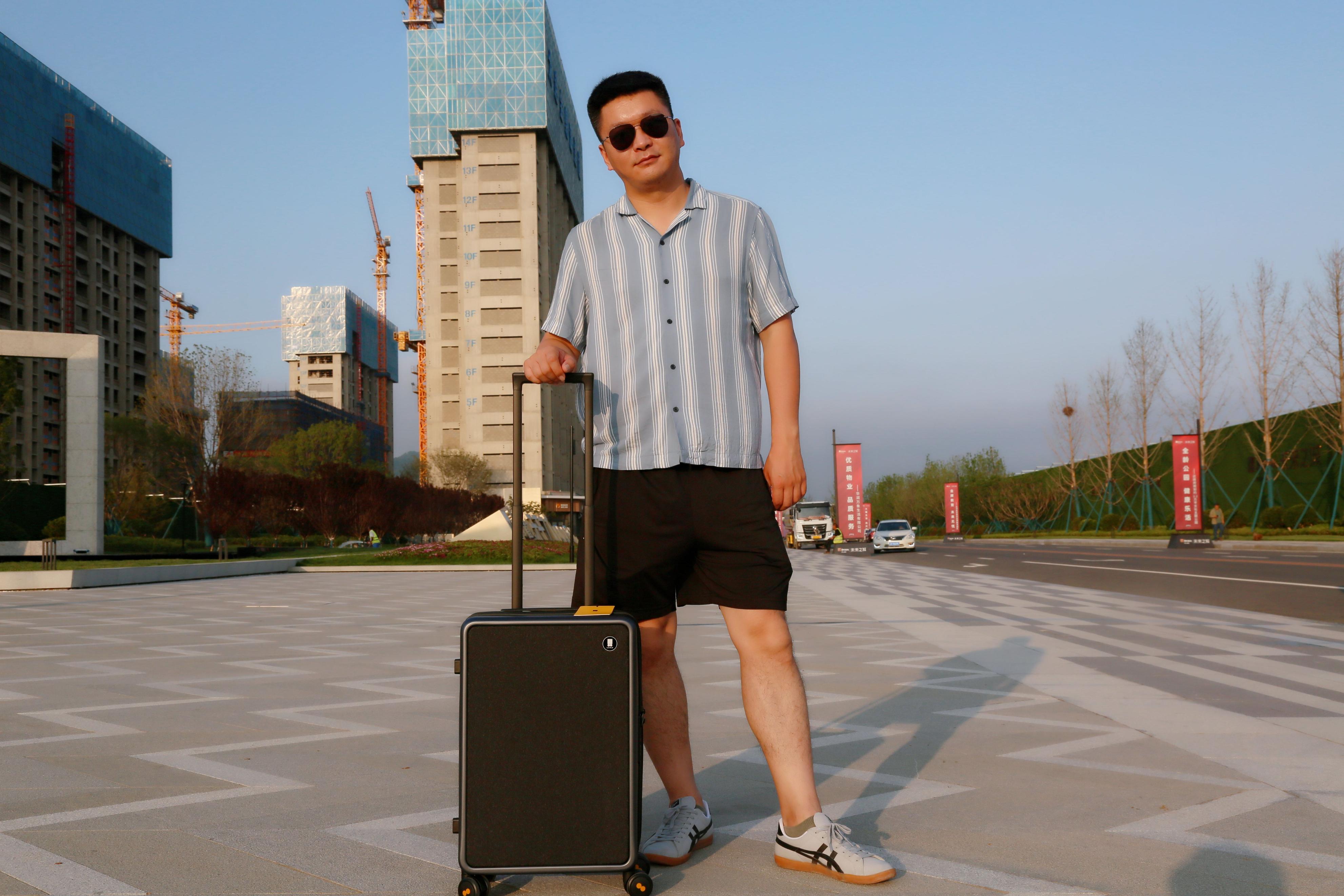 地平线8号行李箱和小米90分旅行箱,行李箱高颜值容量大地平线8号