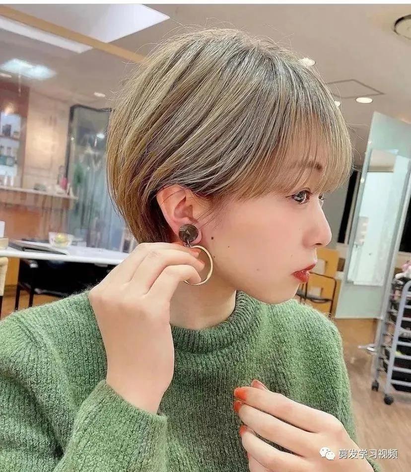 小圆脸短发发型,小圆脸短发发型图片