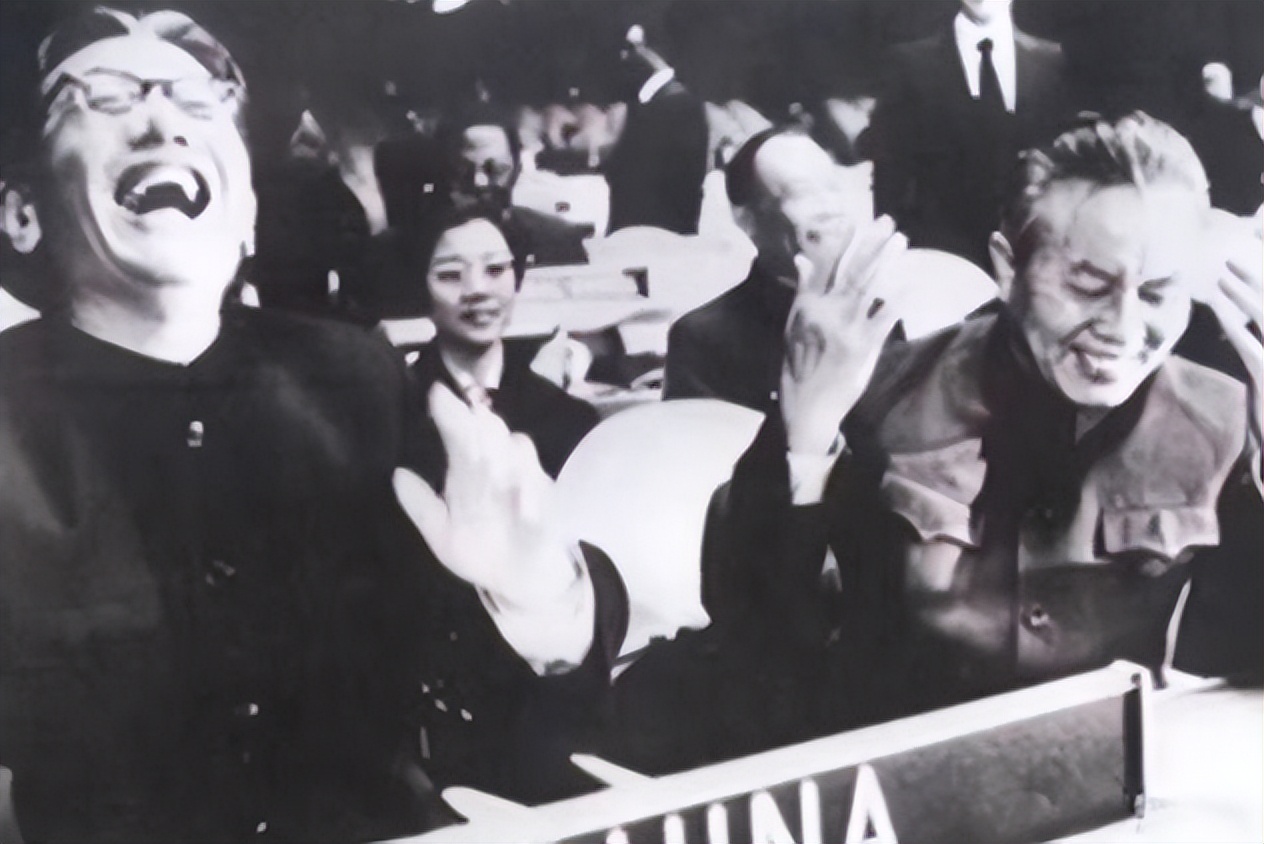 陈凯歌前妻怎么样了,陈凯歌前妻的现状