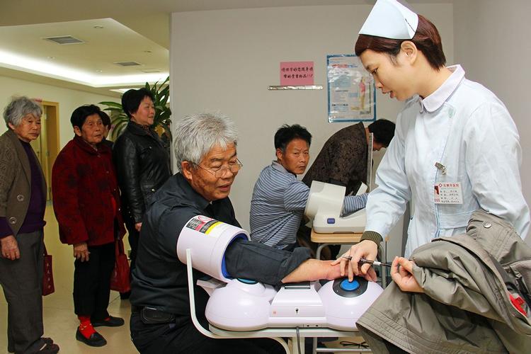 血糖偏高的人建议少吃这4种素食,三种素食引起血糖高