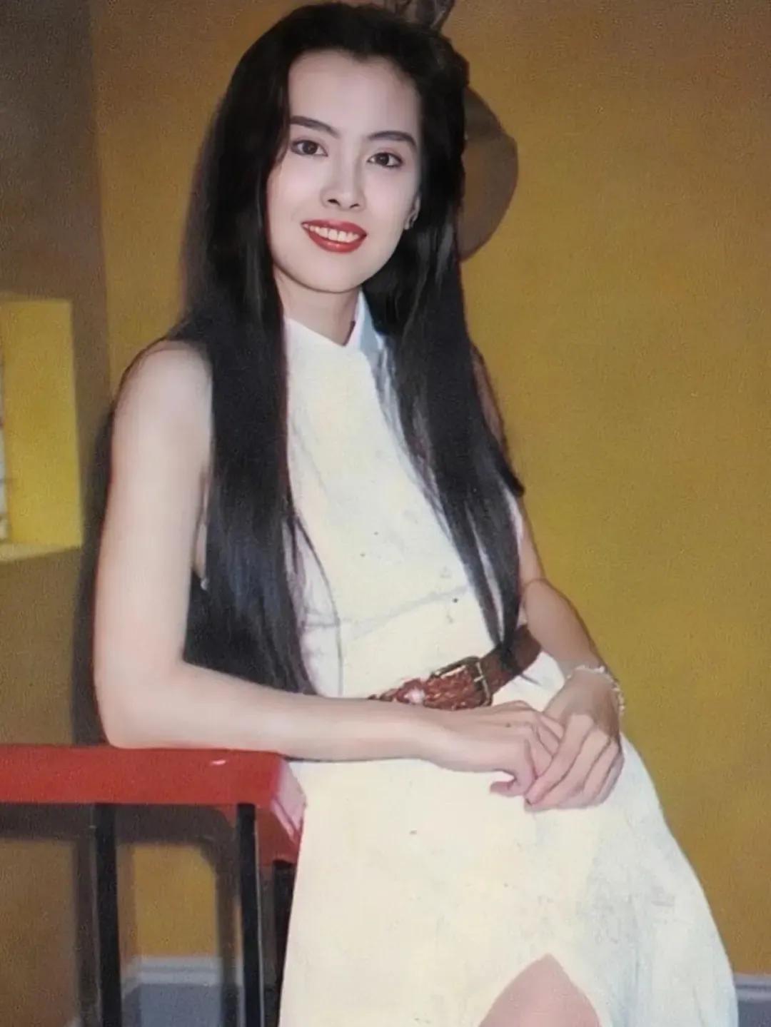 赵丽颖荣登亚洲十大女神榜第一名,中国十大明星女神