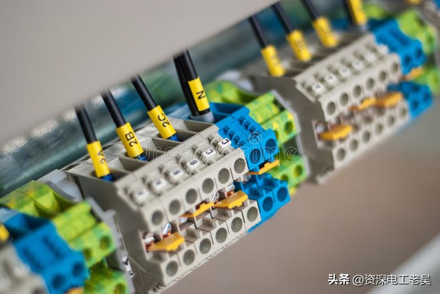 零线火线地线符号怎么表示,零线火线地线符号怎么区分