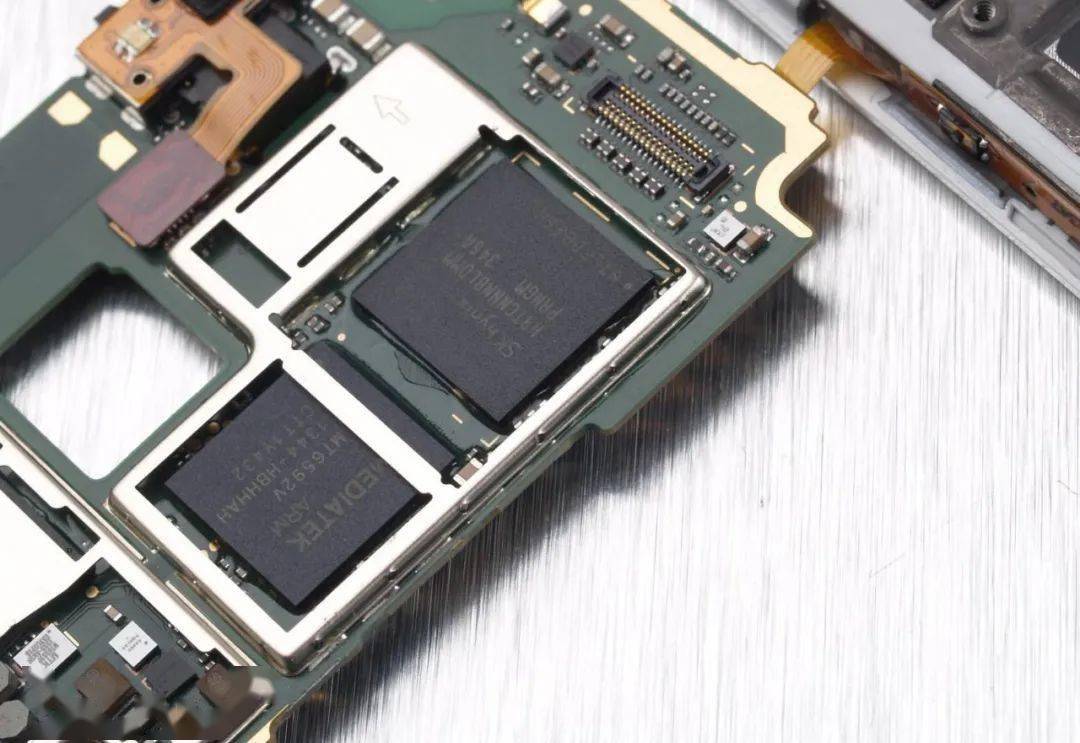 64G、128G还是买256G，现在的手机内存应该买哪个最合适？