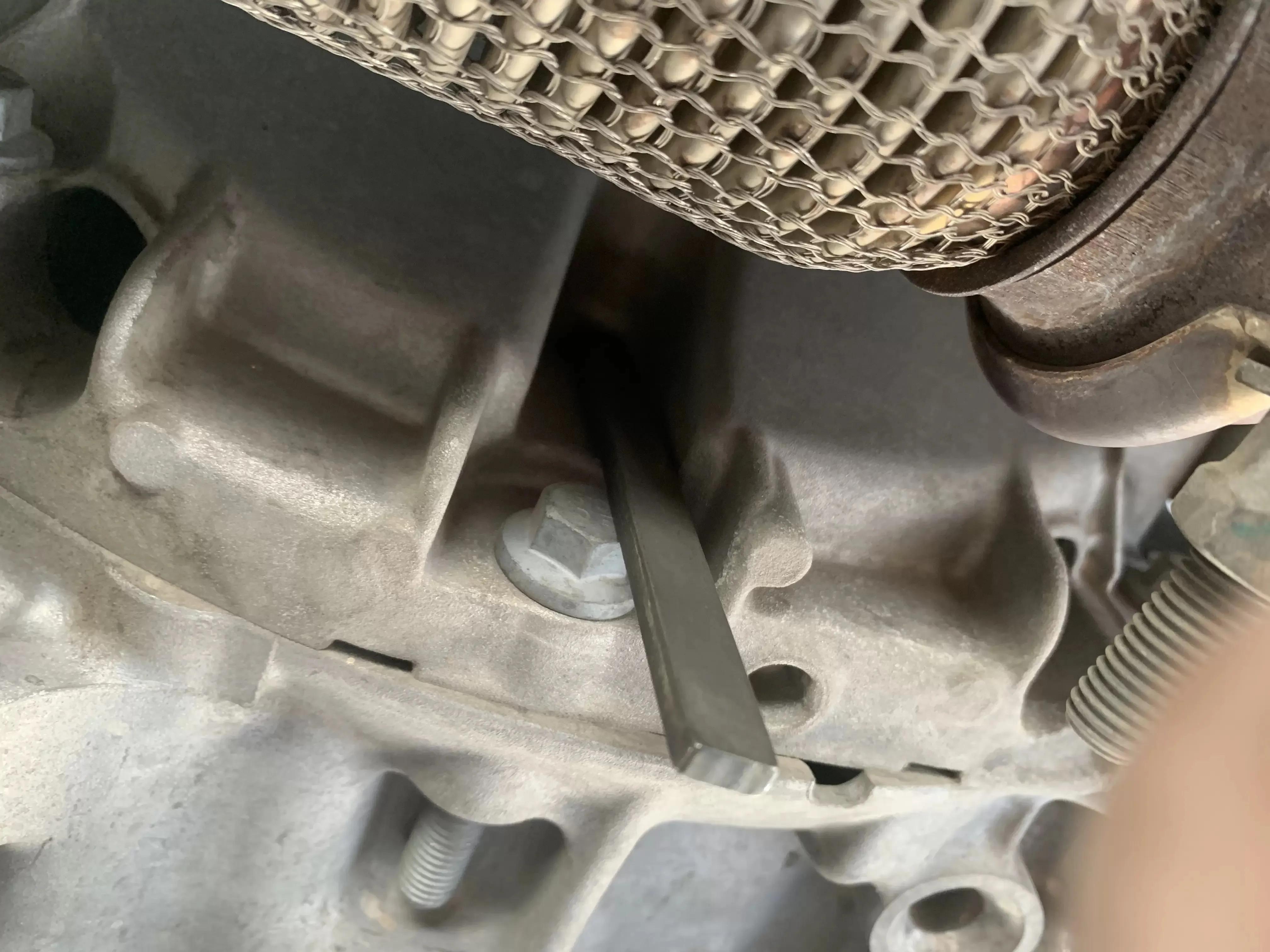 雪铁龙1.2t正时皮带多少公里更换,雪铁龙世嘉换正时皮带用换水泵吗