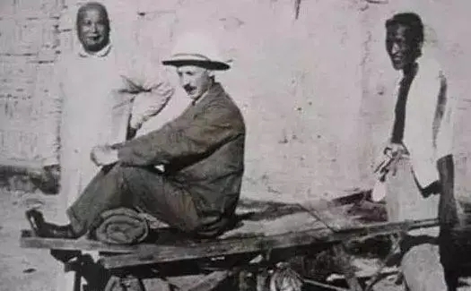 明朝将军墓,加拿大明代将军墓