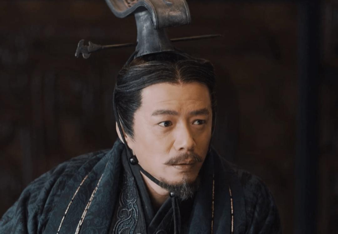 秦始皇的母亲真的有两个私生子吗,秦始皇的母亲是不是把女儿活埋了