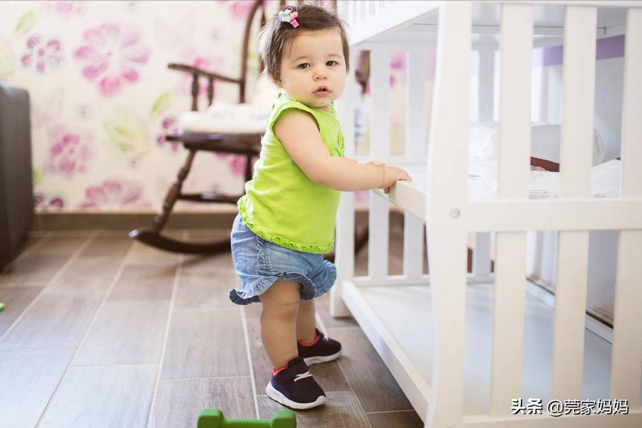 怎么选适合宝宝脚的鞋子,宝宝脚底适合穿什么鞋