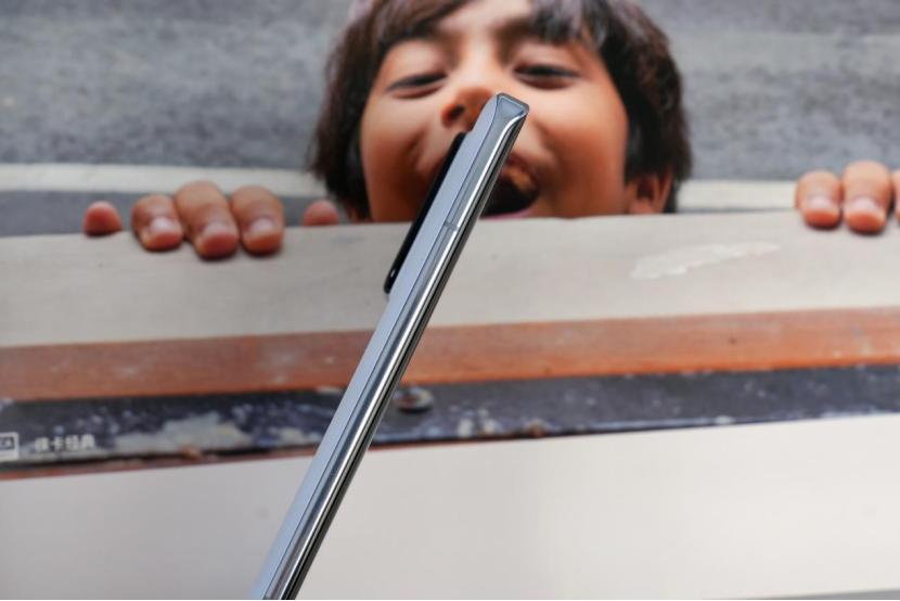 小米13外观使用体验,小米13全黑环境拍照测试