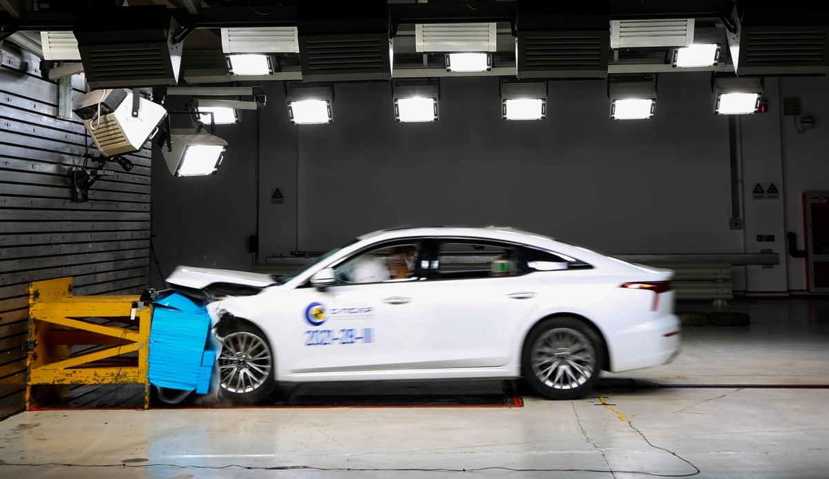 十六年如一日完整视频,16年一汽奔腾b70