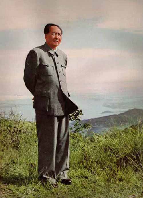 一切*动反**派都是纸老虎：优势在我？毛主席表示他老人家不信这个邪