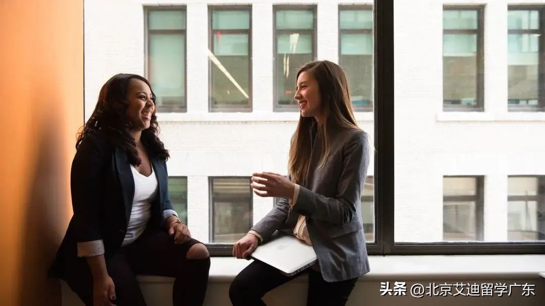 英国留学生能打工吗,在英国留学的留学生可以打工吗