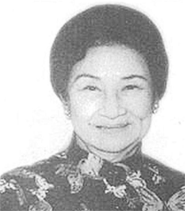 胡蝶和潘有声有几个孩子 (胡蝶与潘有声合葬了吗)