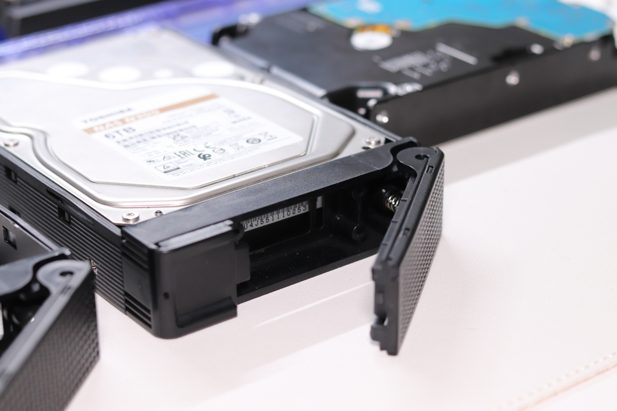 东芝n300和nas哪个好 (东芝n300nas)