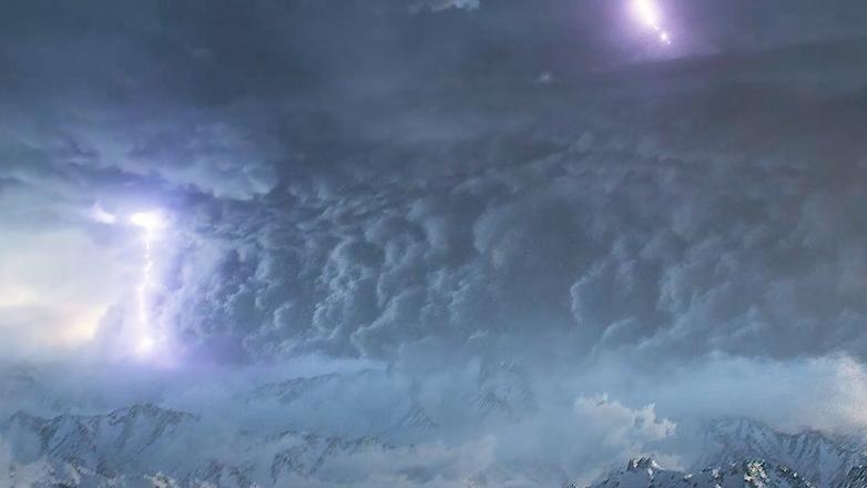 飞机挡风破裂数百人被困万米高空,玻璃破裂飞机迫降视频