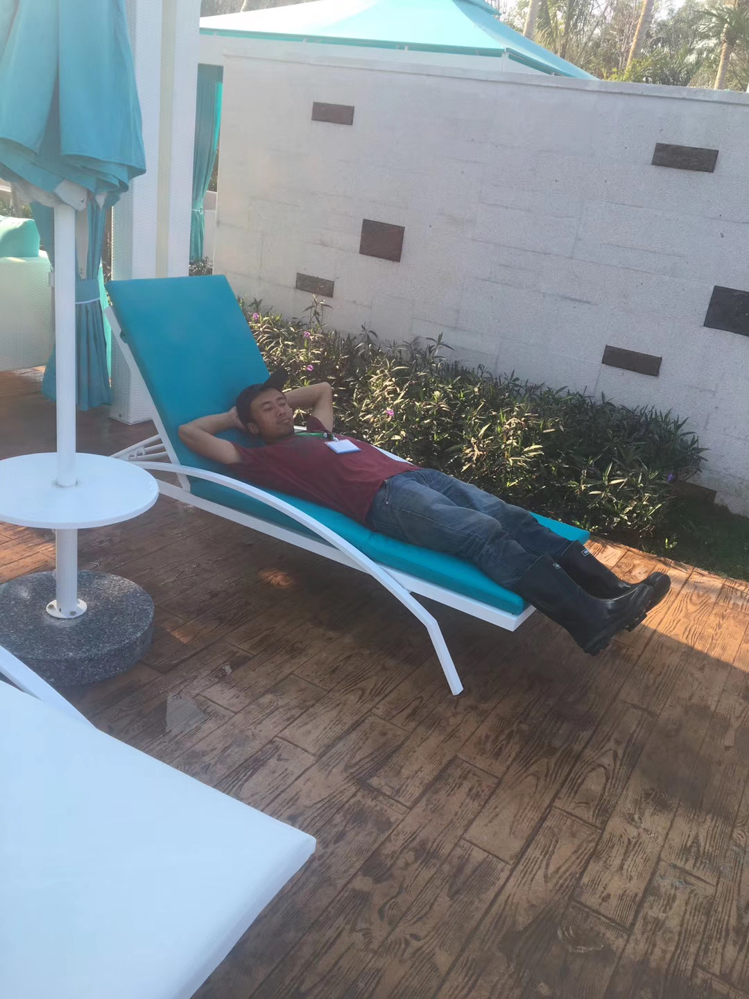 旅行五年没工作躺赚千万,旅行5年