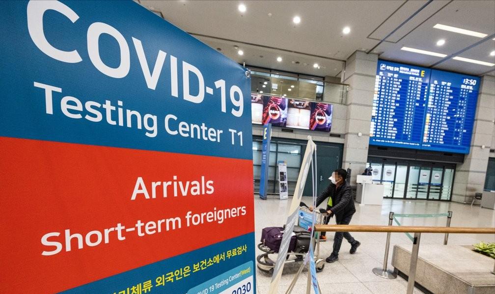 对比日印意韩国才最狠：中国人入境两次核酸暂停签证严控航班