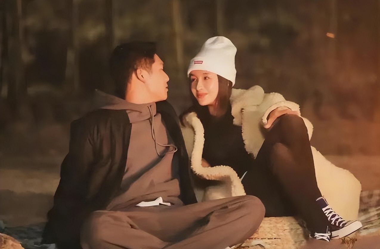 人前明星人后大爷,浴缸陪睡跪地穿鞋,这都是谁给的底气?