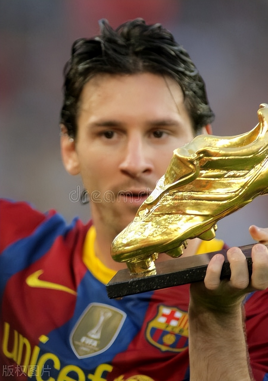 梅西被曝抵达巴黎,梅西被警察抓视频