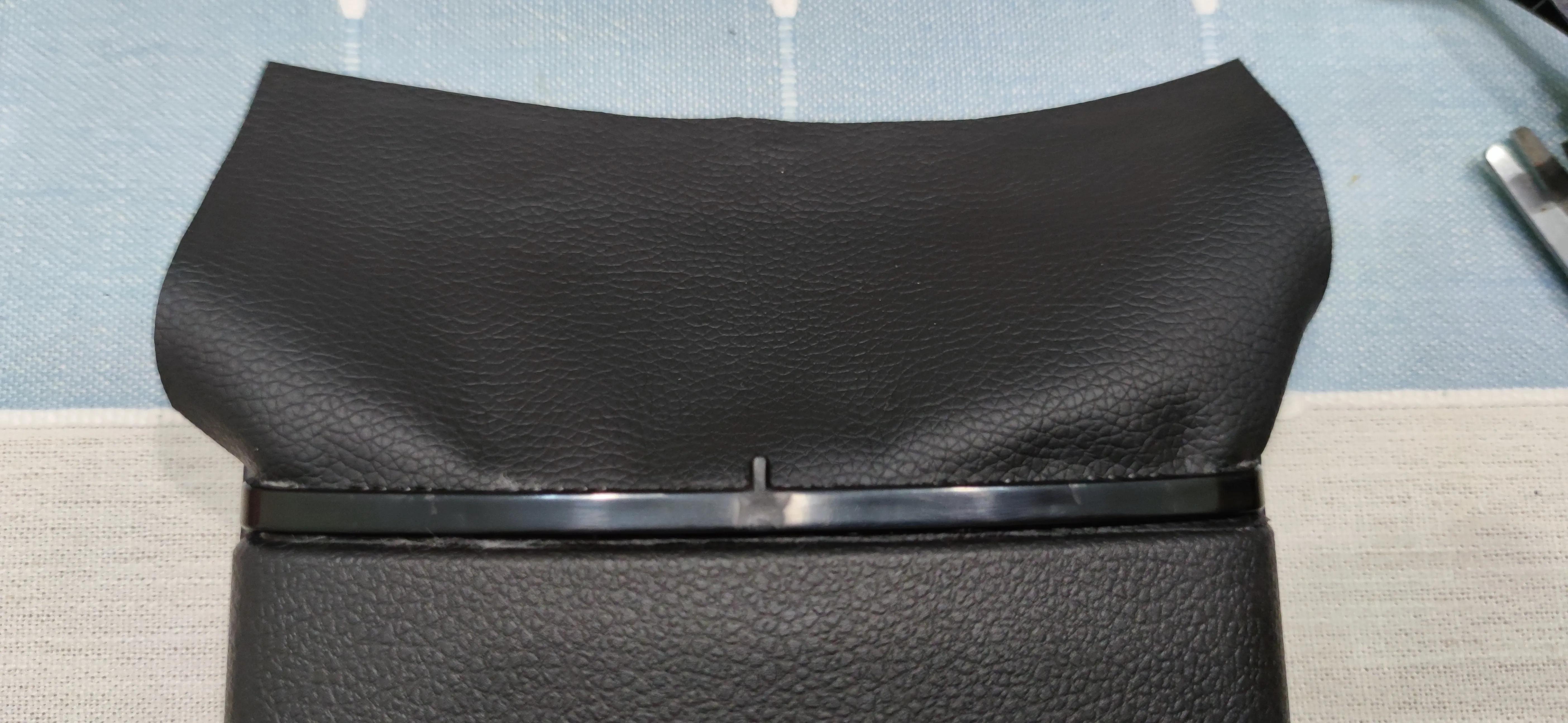 仪表盘防尘罩,换方向盘底下的防尘套