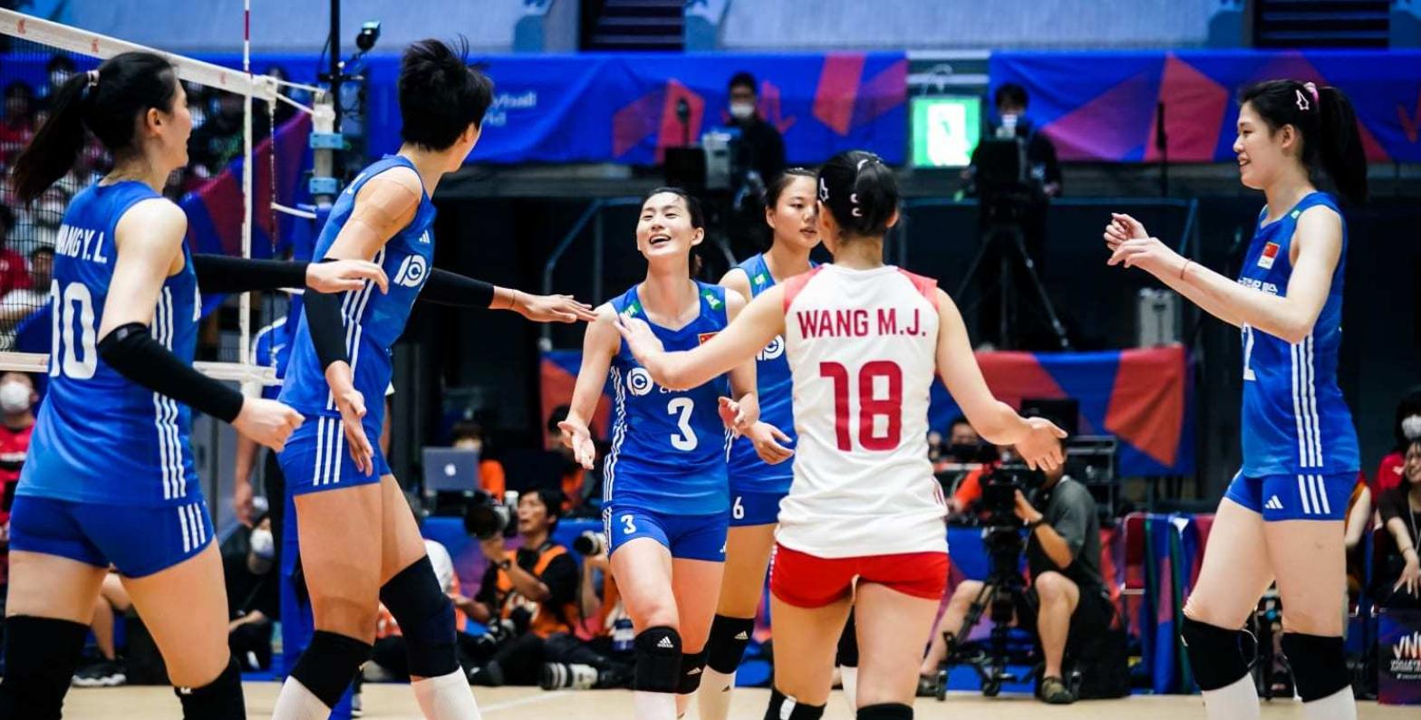 四战138扣78中+5发4拦：李盈莹完美接班朱婷1点成世联赛之冠