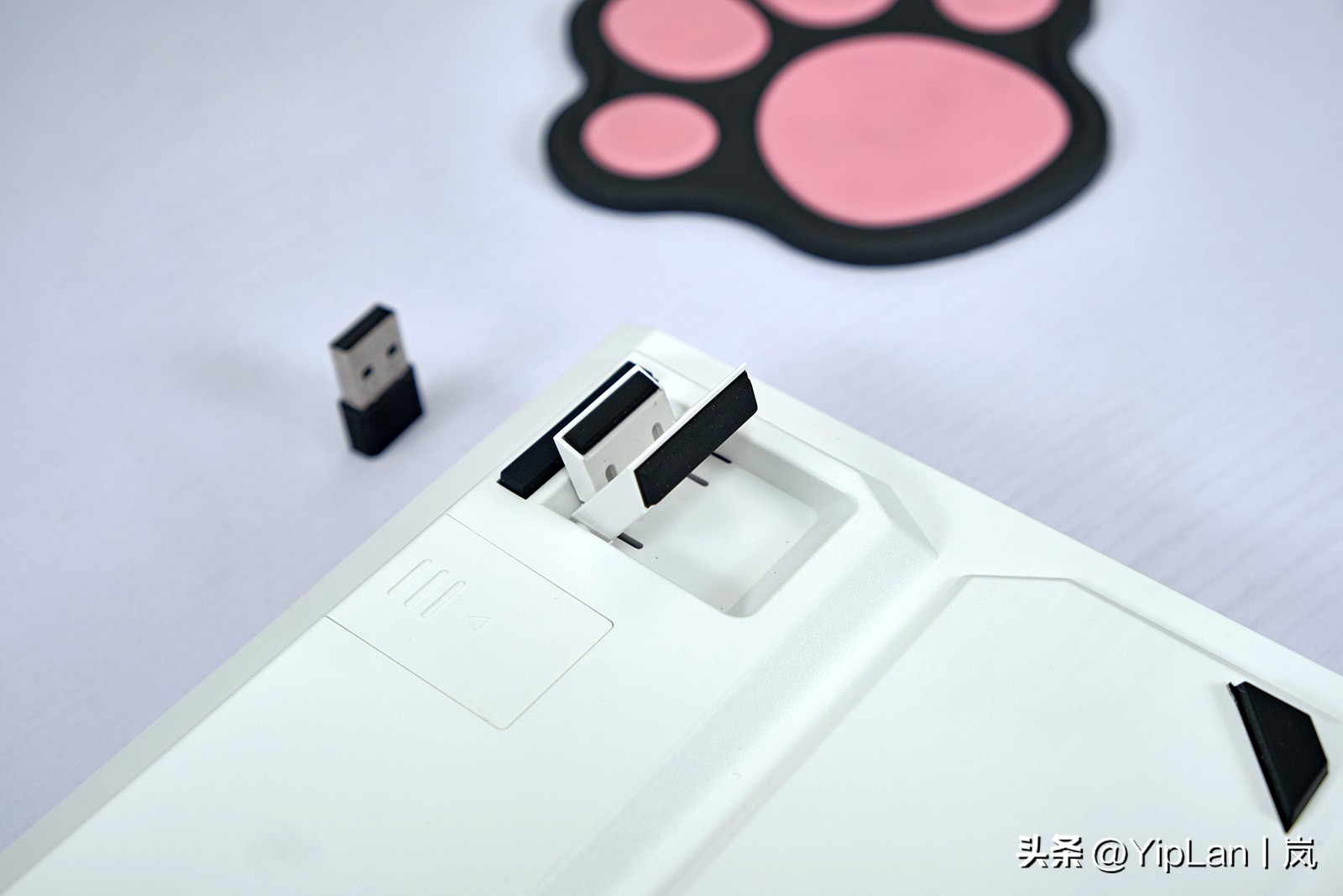 杜伽k610w机械键盘,凯华红轴机械键盘推荐