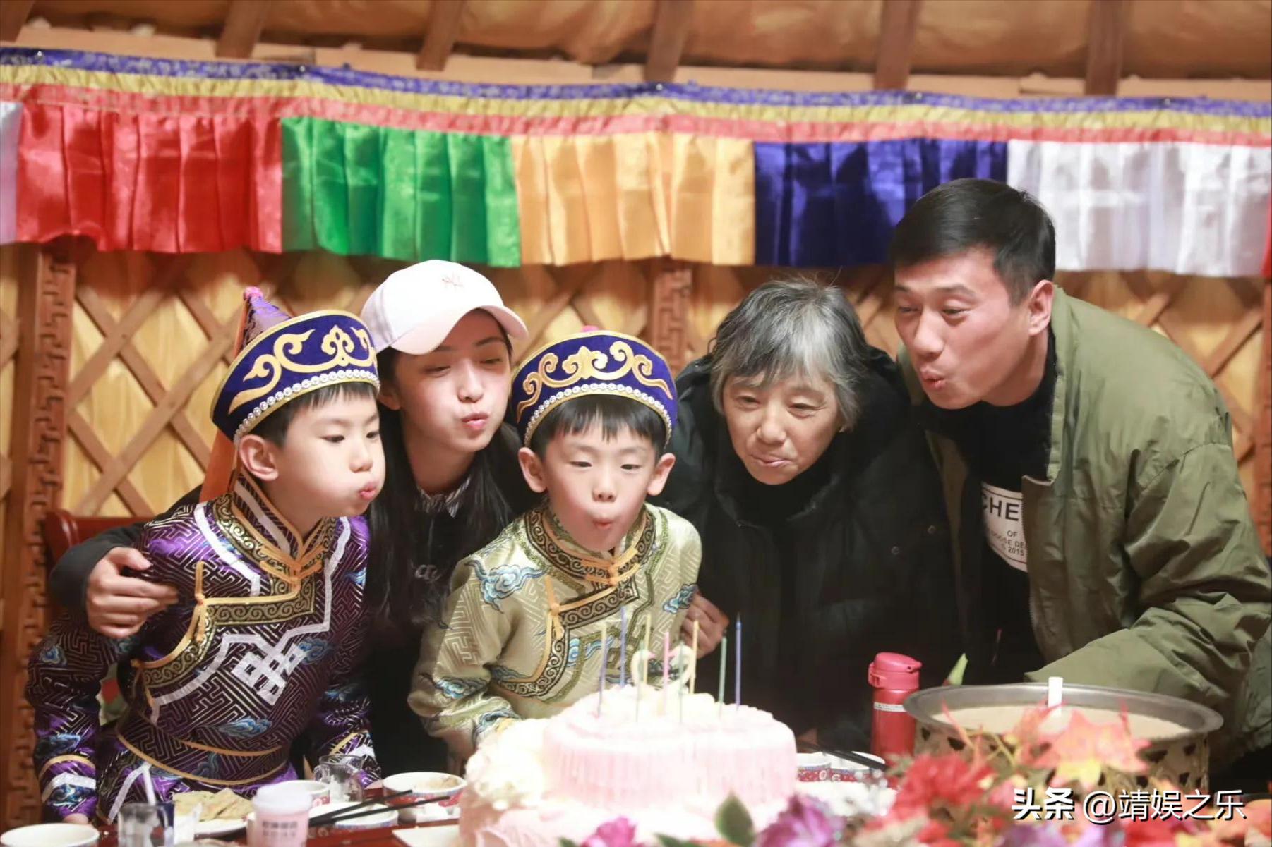 徐洪浩跟刘晓洁演过父女,刘晓洁和徐洪浩演的父女片段