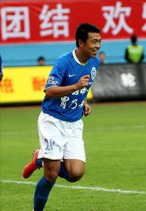 许家印创立广州恒大足球王朝,恒大许家印和王健林关系