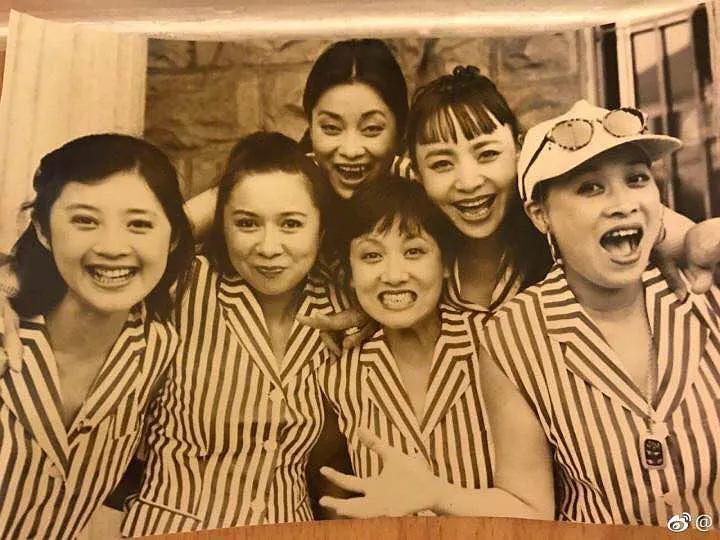 那英儿子高兴：被父亲抛弃留下阴影，母亲再婚后继父治愈他的半生