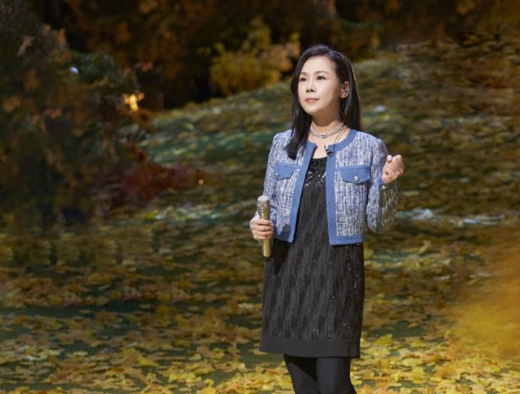 时光音乐会胡夏周深吹笛,周深胡夏时光音乐会猜歌合唱