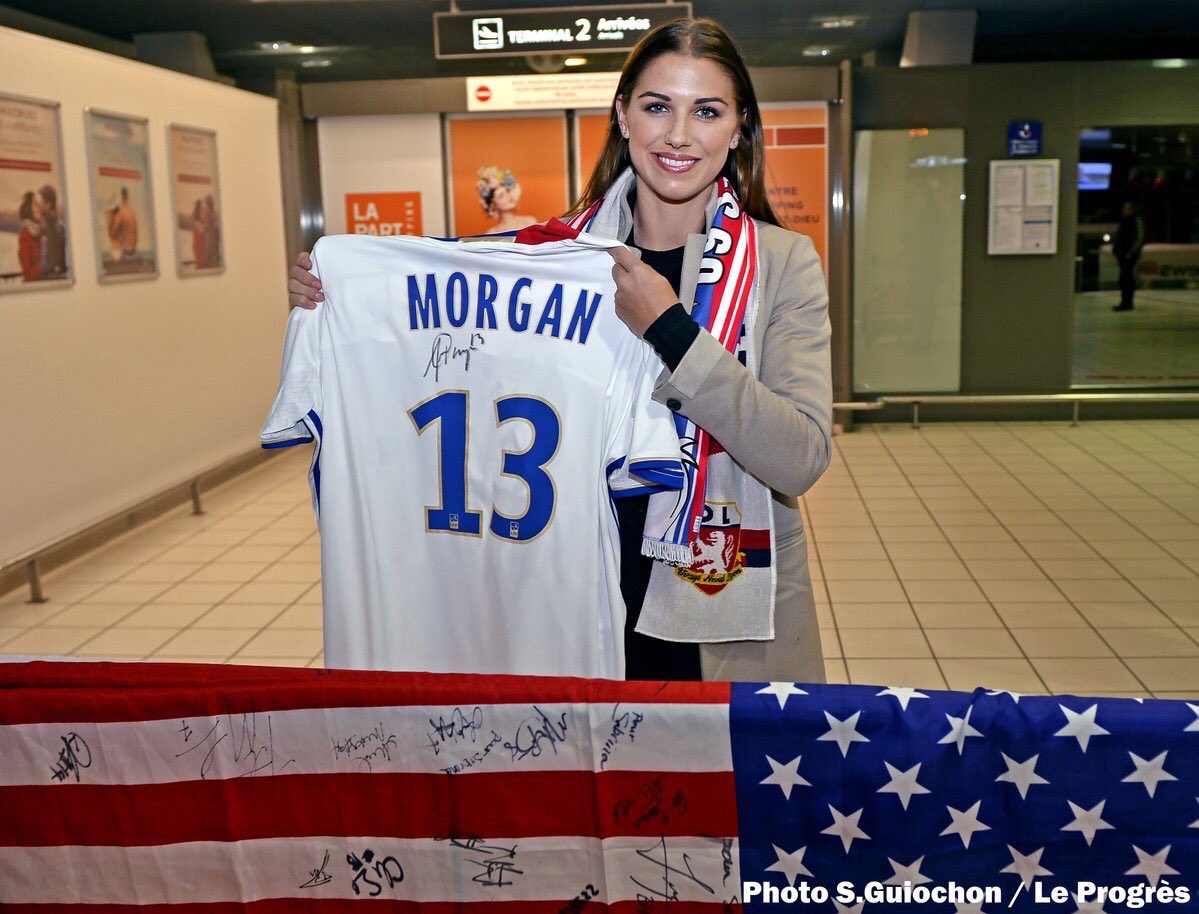 足坛十大被低估的球员,世界公认的足球十大美女